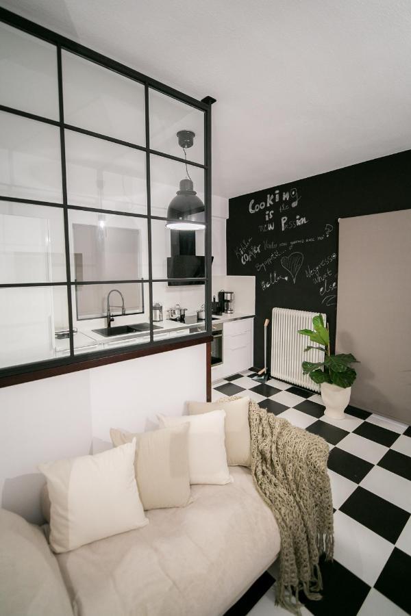 Fena Uptown Easy Living Apartment Volos Esterno foto